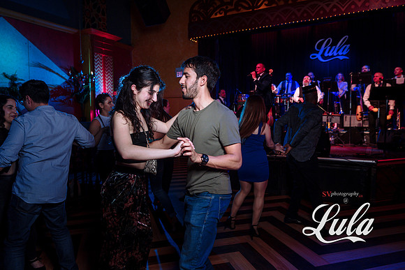 Elegante de la Salsa