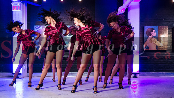iFreeStyle's "FASHION GAMES" performances - Ladies Touch