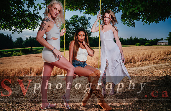 Girls at the Farm