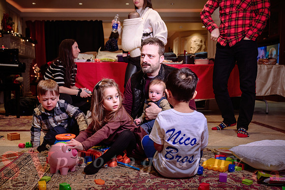 Nicolaidis Xmas Party