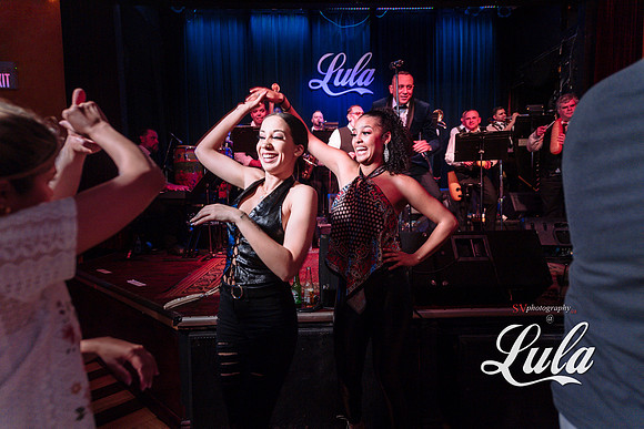 Elegante de la Salsa