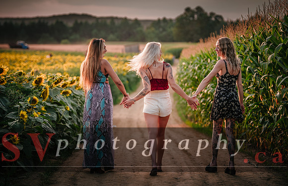 Girls at the Farm