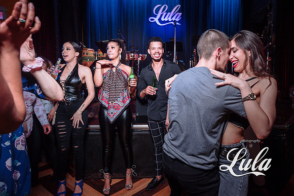 Elegante de la Salsa
