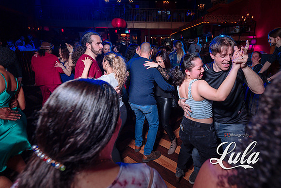 Elegante de la Salsa