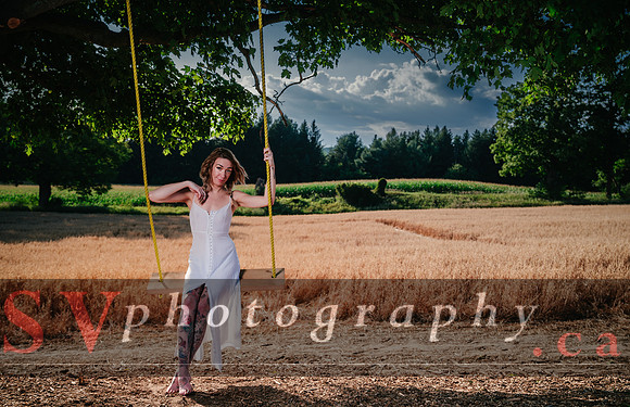 Girls at the Farm