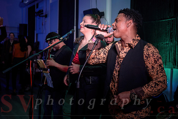 Sat night bands