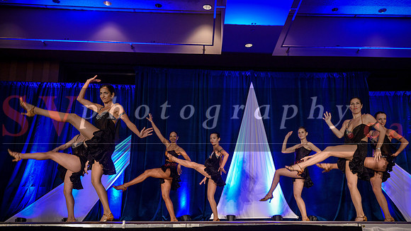 Comomango Amateur Team from Montreal