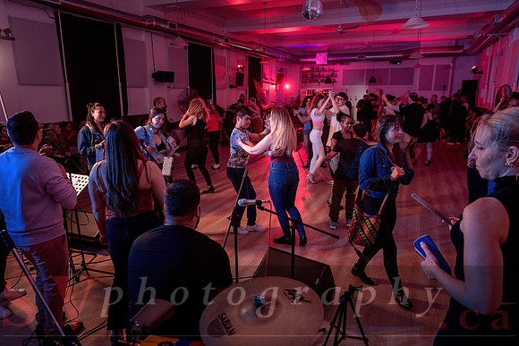 Sat night bands