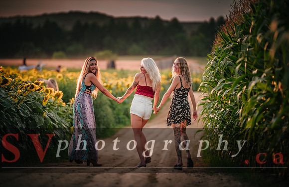 Girls at the Farm