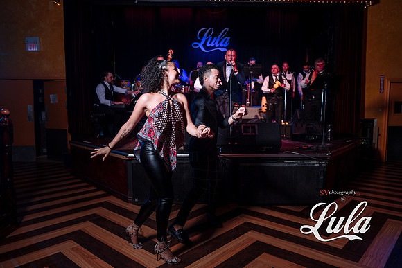 Elegante de la Salsa