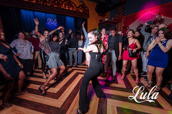 Elegante de la Salsa