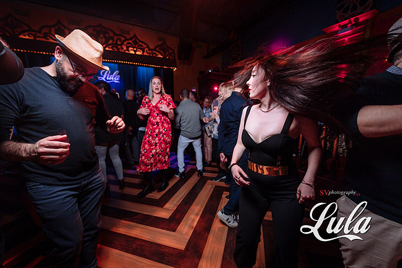 Elegante de la Salsa