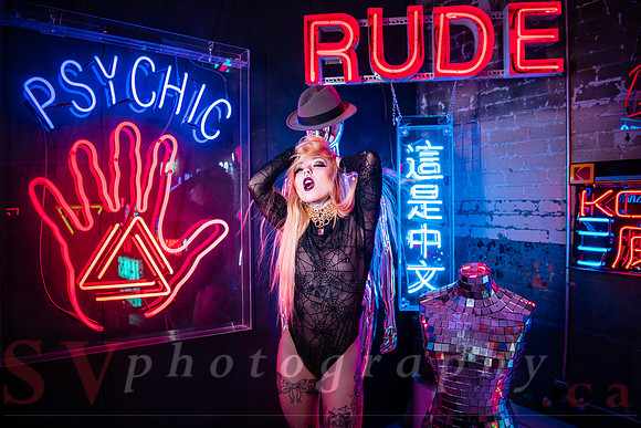 Neon Shoot