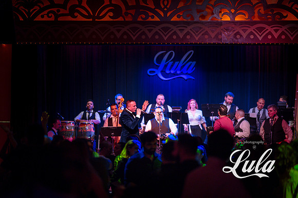 Elegante de la Salsa