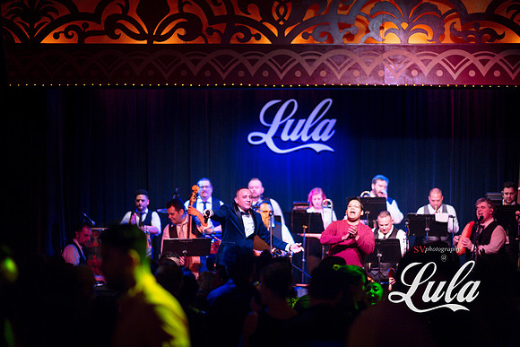 Elegante de la Salsa