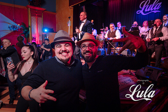 Elegante de la Salsa