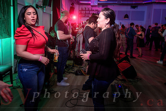 Sat night bands