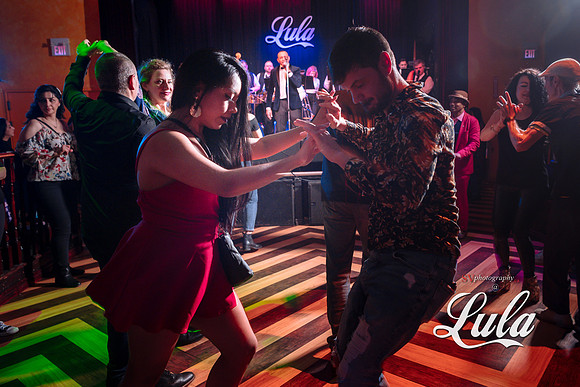 Elegante de la Salsa