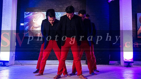 iFreeStyle's "FASHION GAMES" performances - Cadence Men